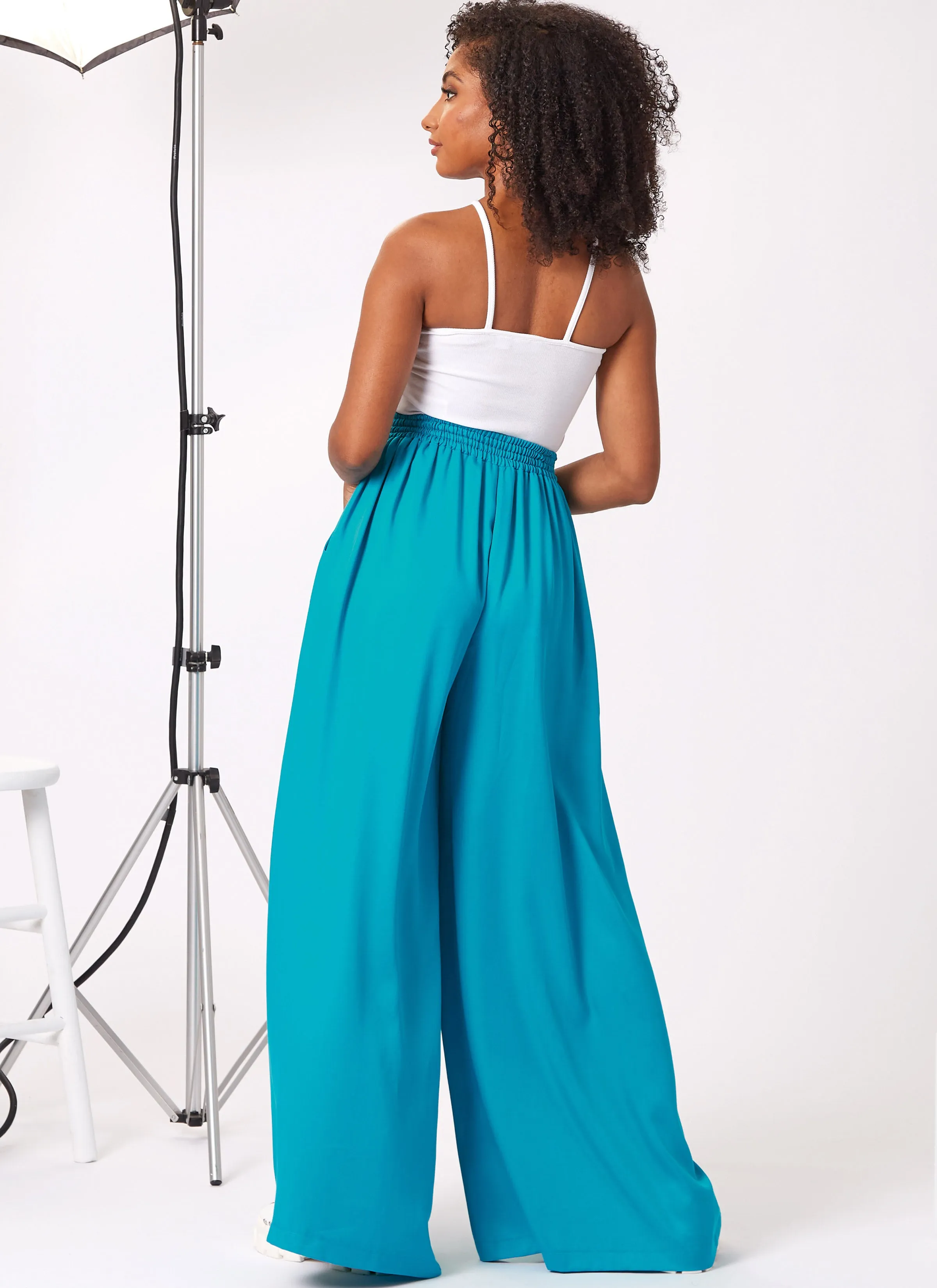 New Look Sewing Pattern N6756 - Misses' Shorts and Pants